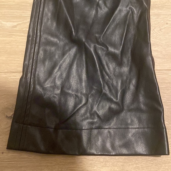 Leather pants - Picture 3 of 5